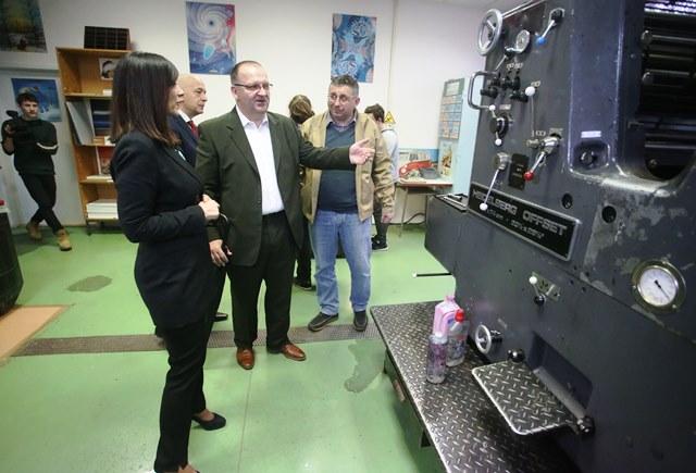 Slika slike/IzMedija/2019/Hina-18-1-2019//Hina-18-1-2019-1.jpg